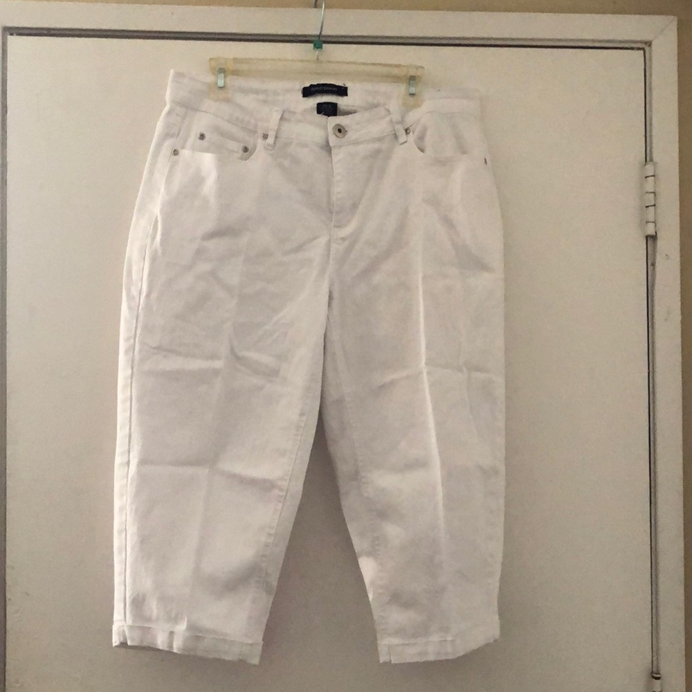 **SALE** Ashley Stewart Capris